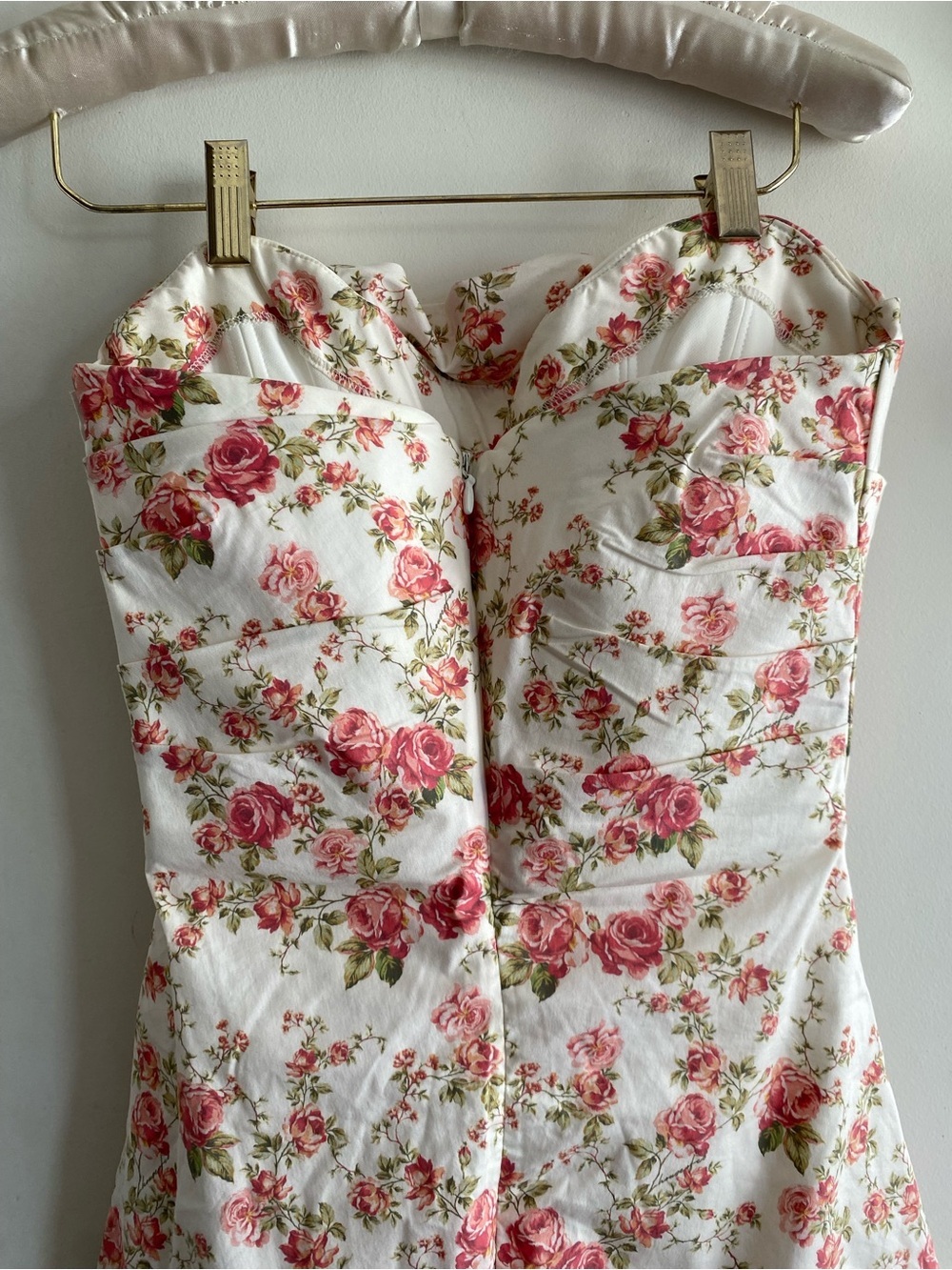 HOUSE OF CB DRESS - Picture 11 of 16